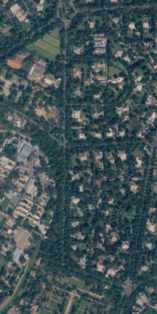 Satellite view of a place in India shaped like the letter P